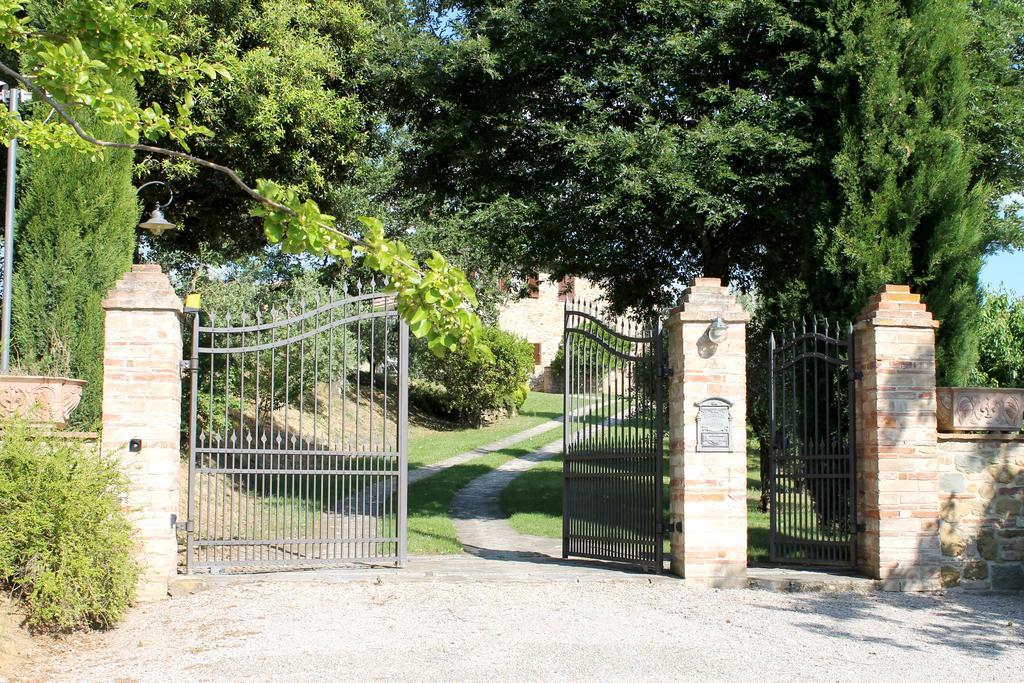 Agriturismo Malagronda Ravigliano Екстериор снимка
